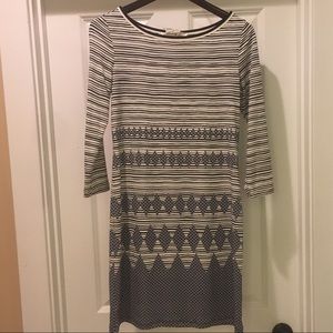 Max studio XS navy and white 3/4 sleeve dress
